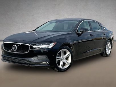 Used 2018 Volvo S90 T5 Momentum w/ Convenience Package