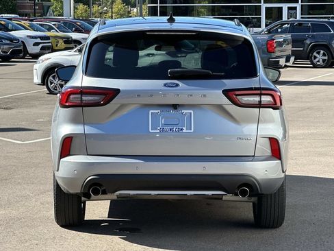 Used 2023 Ford Escape ST-Line w/ Tech Pack #1 AWD/4WD image 5