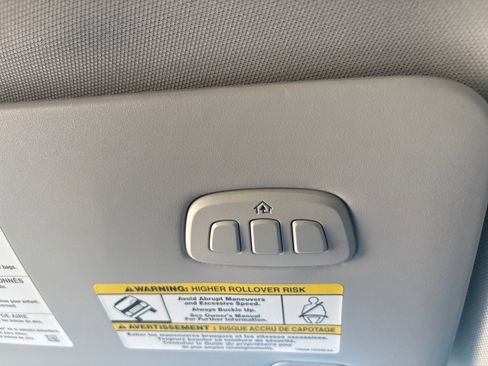 Used 2024 Ford Ranger Lariat w/ FX4 Off-Road Package image 24