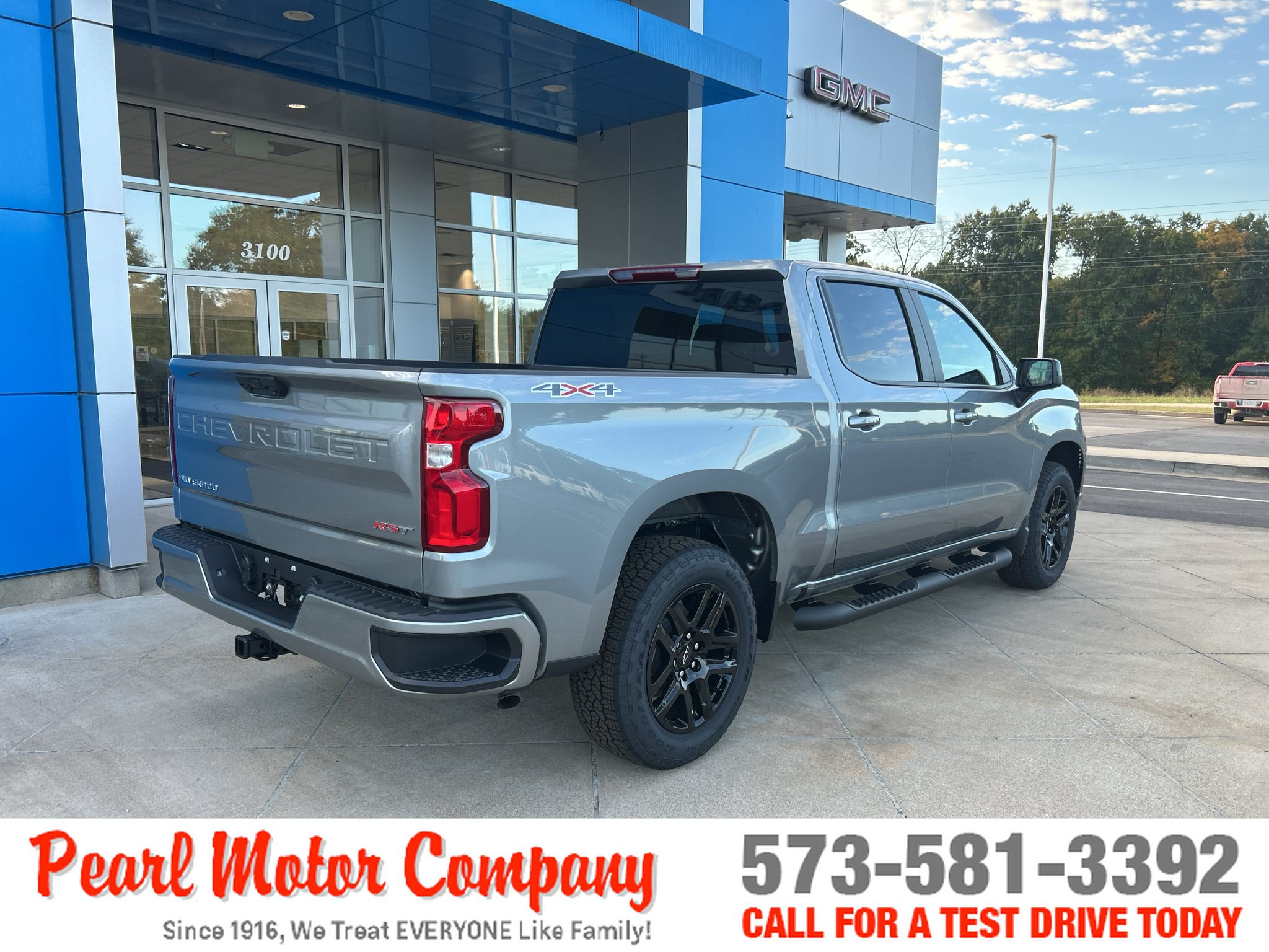 New 2026 Chevrolet Silverado 1500 RST w/ RST Select Package AWD/4WD image 4