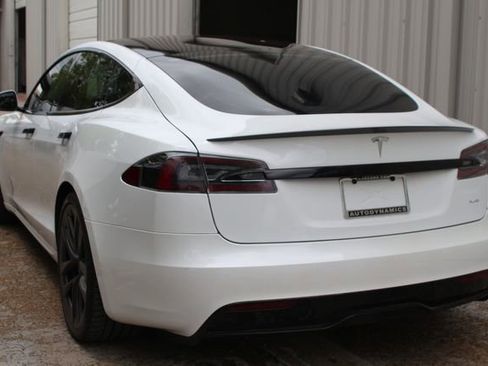 Used 2021 Tesla Model S Plaid image 14
