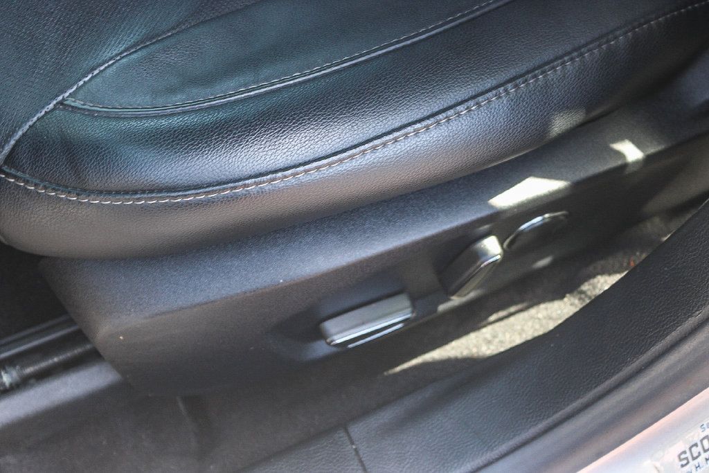 Used 2020 Ford Fusion Titanium FWD image 23