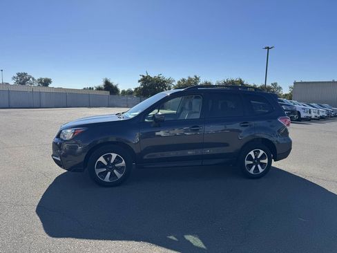 Used 2018 Subaru Forester 2.5i Premium w/ Popular Package #2A image 6