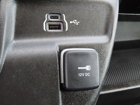 Used 2026 RAM ProMaster 2500 w/ Convenience Group FWD image 6