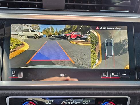 Used 2023 Audi Q3 2.0T Premium Plus w/ Premium Plus Package image 31