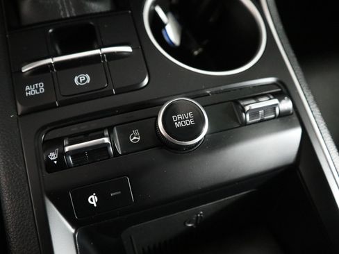 Used 2023 Kia K5 GT-Line image 32