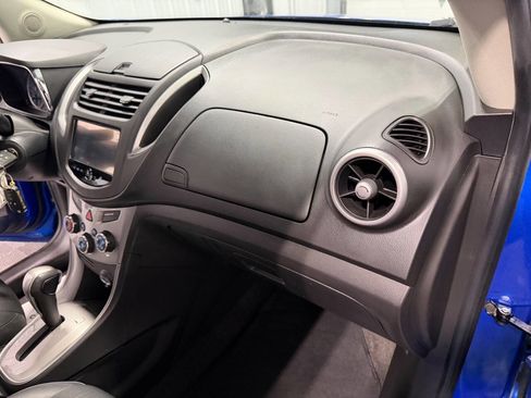 Used 2016 Chevrolet Trax LT w/ LT Convenience Package AWD/4WD image 17