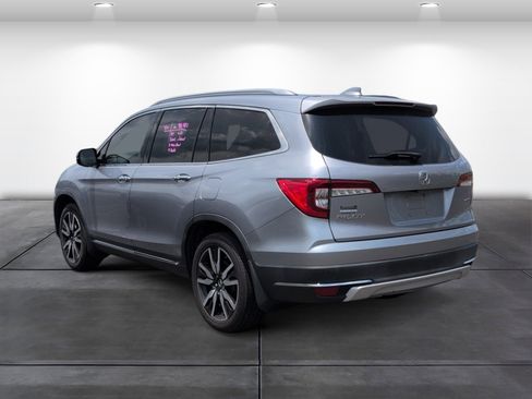 Certified 2019 Honda Pilot Touring image 3