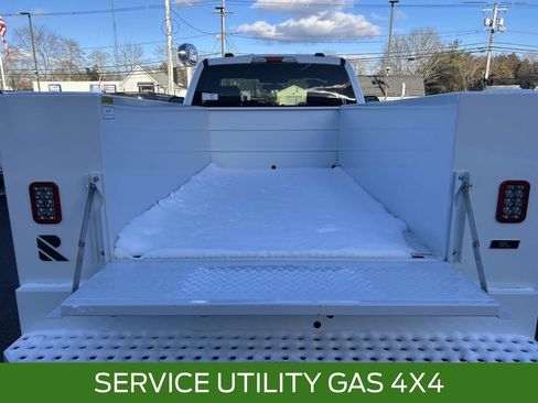 New 2025 Ford F350 XLT image 10