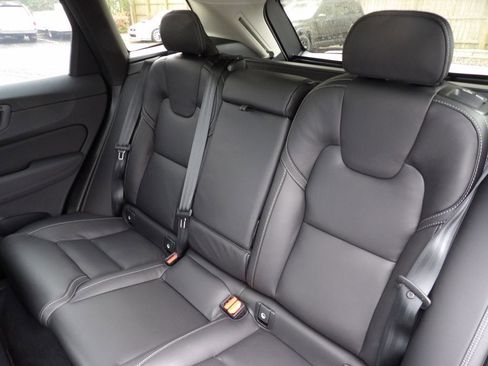New 2026 Volvo XC60 B5 Ultra w/ Protection Package Premier AWD/4WD image 26