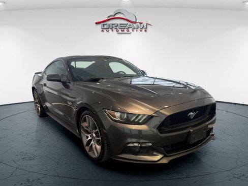 Used 2017 Ford Mustang GT Premium RWD image 1