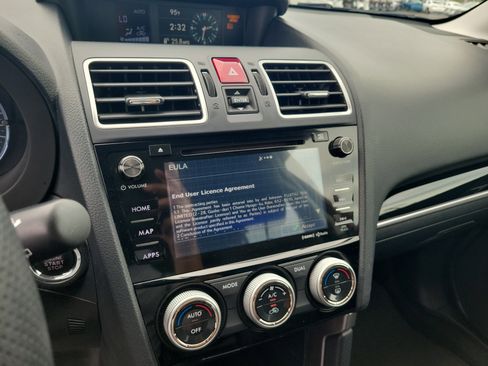 Used 2017 Subaru Forester 2.5i Touring AWD/4WD image 28