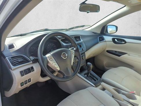 Used 2017 Nissan Sentra S image 10