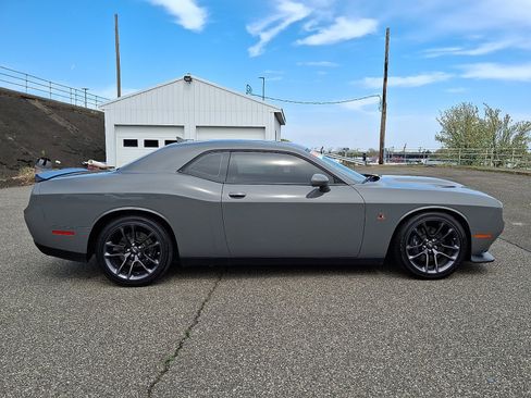Certified 2023 Dodge Challenger R/T Scat Pack w/ Plus Package RWD image 7