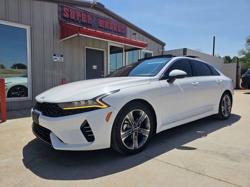 Used 2023 Kia K5 EX FWD image 1