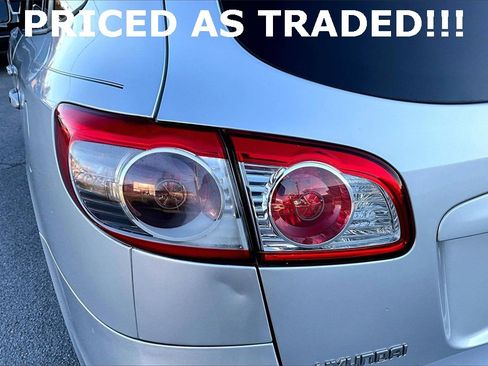 Used 2011 Hyundai Santa Fe Limited image 29