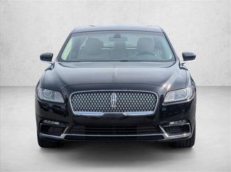 Used 2018 Lincoln Continental Select video 2