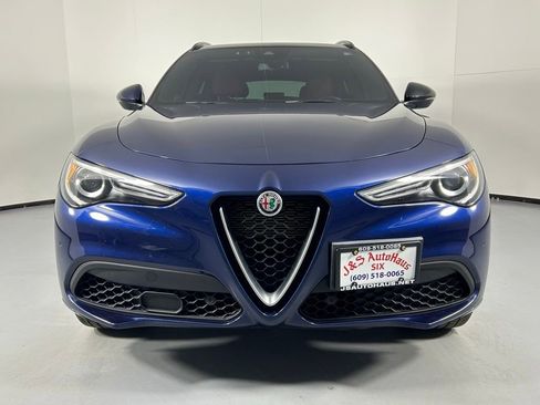 Used 2021 Alfa Romeo Stelvio Ti Sport image 2