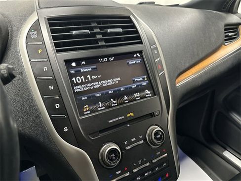 Used 2017 Lincoln MKC Reserve w/ Lincoln MKC Climate Package image 11