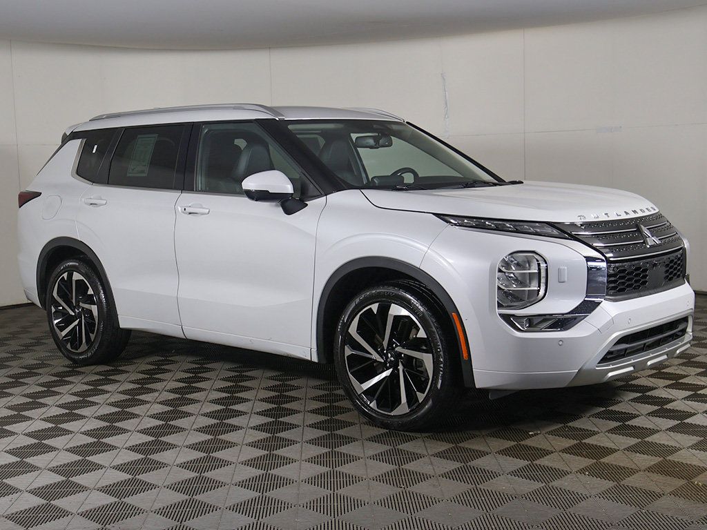 Used 2022 Mitsubishi Outlander SEL AWD/4WD image 49