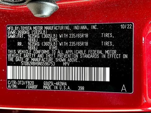 Used 2022 Toyota Highlander LE AWD/4WD image 34