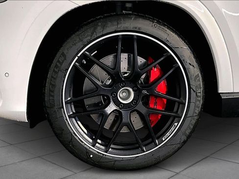 New 2026 Mercedes-Benz GLE 63 AMG S image 17