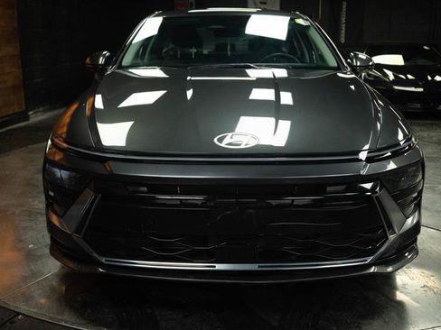 Used 2025 Hyundai Sonata SEL FWD image 3