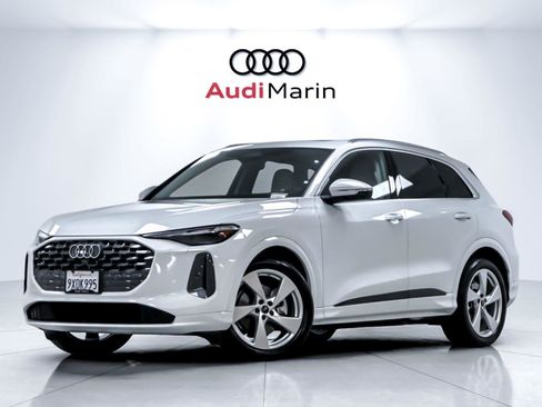 Used 2025 Audi Q5 Prestige AWD/4WD image 1