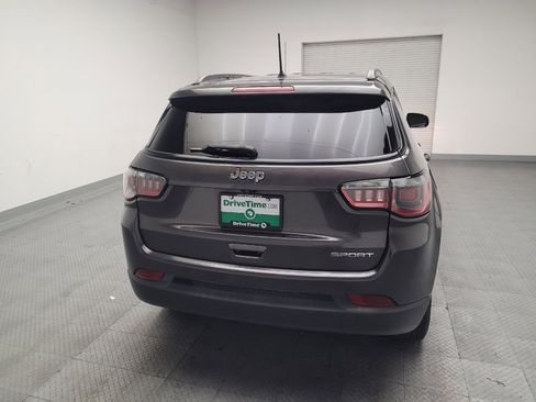 Used 2018 Jeep Compass Sport image 7
