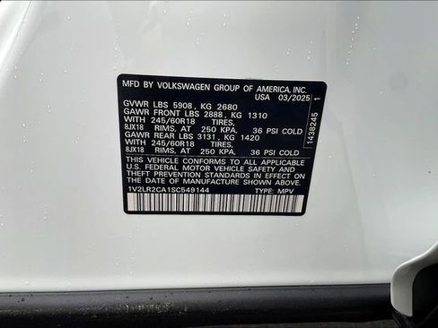 New 2025 Volkswagen Atlas SE image 13