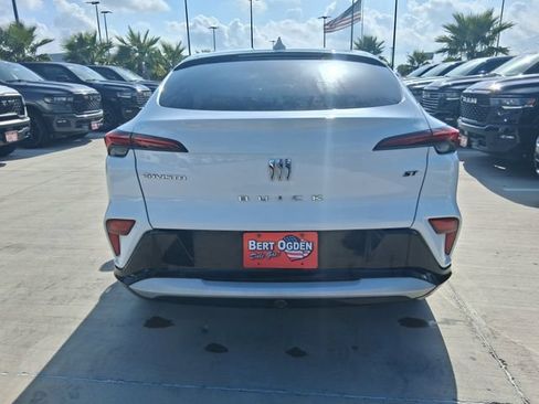 Used 2024 Buick Envista Sport Touring w/ Convenience II Package FWD image 7