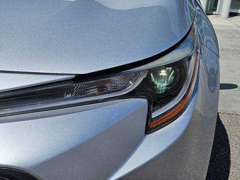 Used 2020 Toyota Corolla LE w/ Carpet Mat Package (TMS) FWD image 10