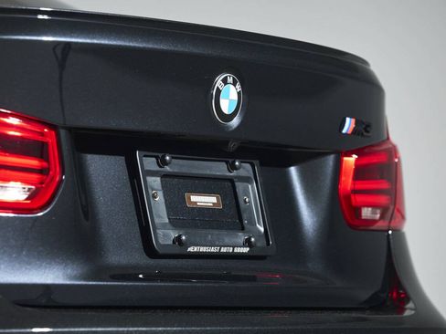 Used 2018 BMW M3 RWD image 39