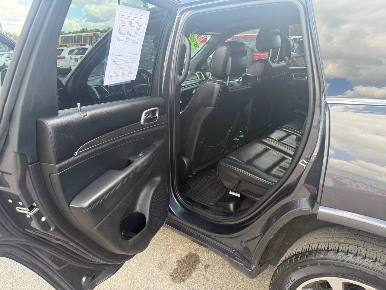 Used 2018 Jeep Grand Cherokee Overland w/ Trailer Tow Group IV RWD image 10