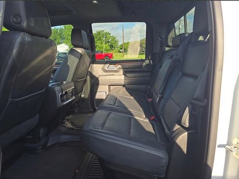 Used 2024 GMC Sierra 3500 Denali w/ Denali Reserve Package AWD/4WD image 5