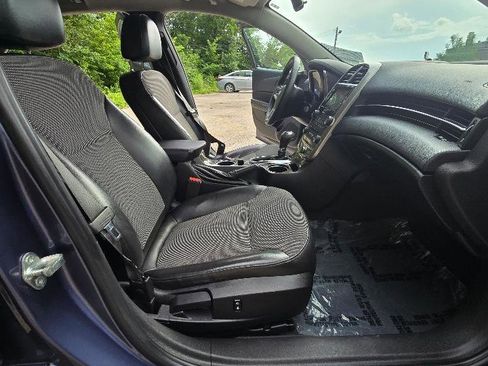 Used 2014 Chevrolet Malibu LT FWD image 23