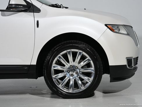 Used 2014 Lincoln MKX FWD w/ Equipment Group 101A image 14