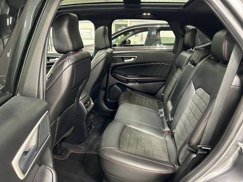 Certified 2024 Ford Edge ST-Line w/ Class II Trailer Tow Package AWD/4WD image 28