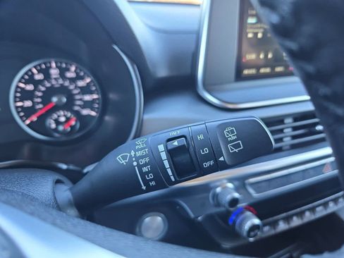 Certified 2022 Kia Telluride LX image 24