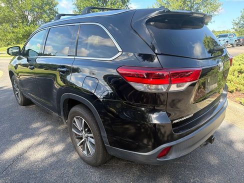Used 2017 Toyota Highlander XLE FWD image 7
