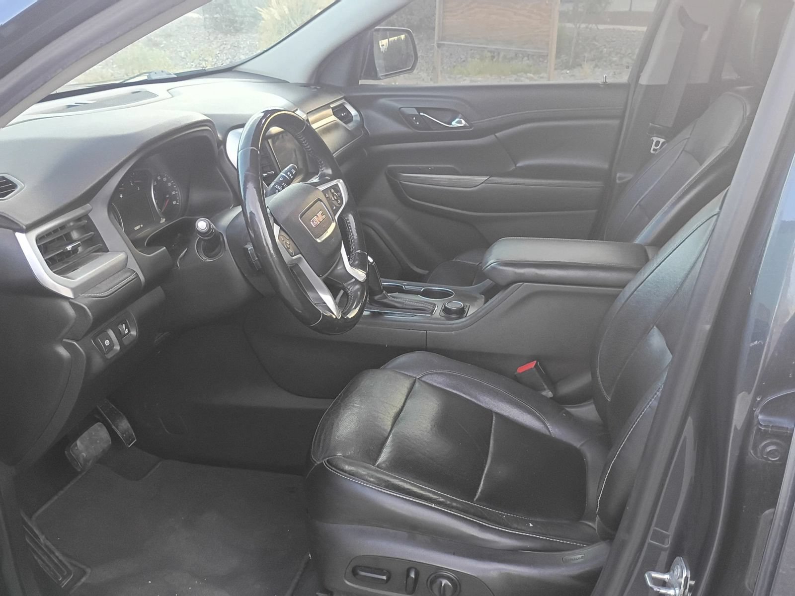 Used 2019 GMC Acadia SLT FWD image 8