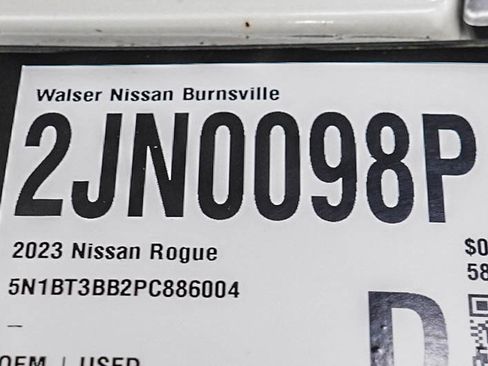 Used 2023 Nissan Rogue SV w/ SV Premium B Package AWD/4WD image 30