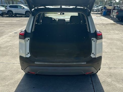 Certified 2021 Nissan Rogue SL w/ Premium Package FWD image 33
