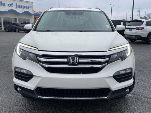 Used 2018 Honda Pilot Touring image 6