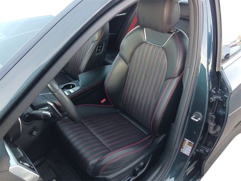 Used 2023 Genesis G70 2.0T w/ Sport Prestige Package image 27