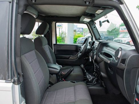 Used 2012 Jeep Wrangler Sport AWD/4WD image 31
