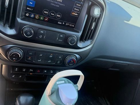 Used 2022 Chevrolet Colorado Z71 w/ Trail Boss Package image 13