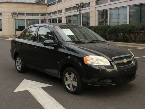 Used 2009 Chevrolet Aveo LT w/ Power and Convenience Package FWD image 1