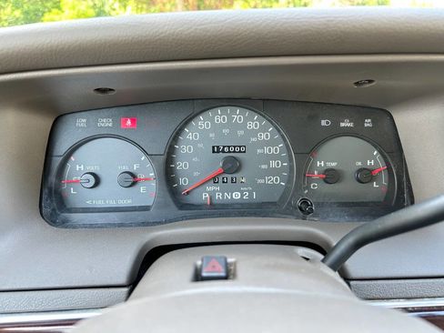 Used 2003 Mercury Grand Marquis LS image 17