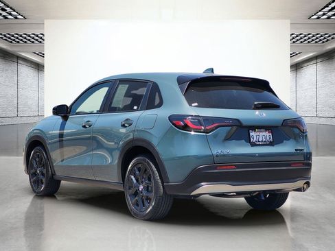 Used 2024 Honda HR-V Sport image 8